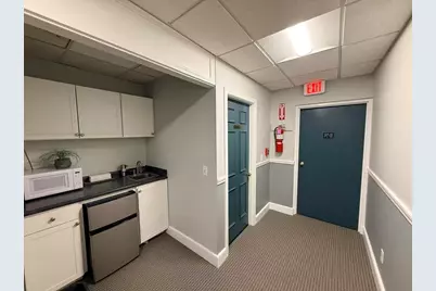 9 Meriam St #17, Lexington, MA 02420 - Photo 5