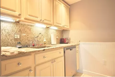 390 Commonwealth Ave #210, Boston, MA 02215 - Photo 9