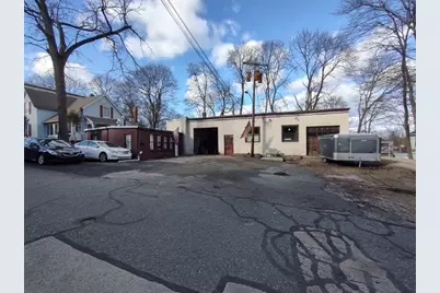 14 Curtis St, Southbridge, MA 01550 - Photo 3