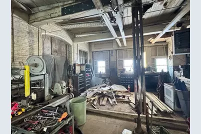 14 Curtis St, Southbridge, MA 01550 - Photo 13