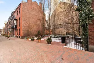 54 Temple St, Boston, MA 02114 - Photo 25