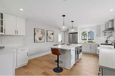 6 Everett Street, Stoneham, MA 02180 - Photo 3