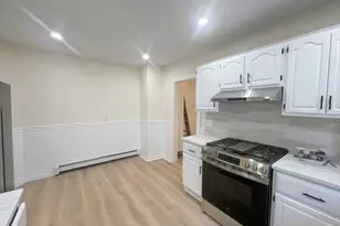 324 Savin Hill Ave, Boston, MA 02125 - Photo 11