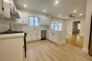 324 Savin Hill Ave, Boston, MA 02125 - Photo 3