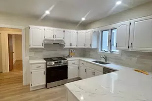 324 Savin Hill Ave, Boston, MA 02125 - Photo 5