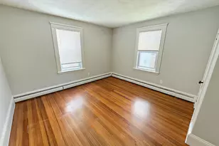 8 Arthur St, Salem, MA 01970 - Photo 5