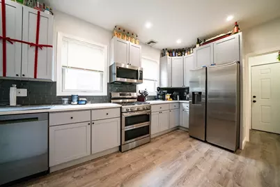 137 Centre St #3, Boston, MA 02119 - Photo 3