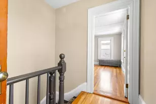 19 Trask St, Gloucester, MA 01930 - Photo 7