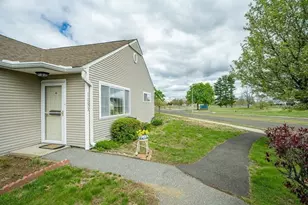 1153 James St, Chicopee, MA 01022 - Photo 23