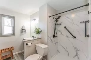 1153 James St, Chicopee, MA 01022 - Photo 15