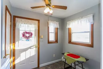 1153 James St #1153, Chicopee, MA 01022 - Photo 9