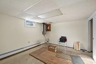 129 Moody St, North Andover, MA 01845 - Photo 31