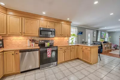 829 Auburn St, Bridgewater, MA 02324 - Photo 11