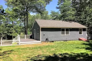 829 Auburn St, Bridgewater, MA 02324 - Photo 5