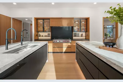 12 Robin Rd, Weston, MA 02493 - Photo 7