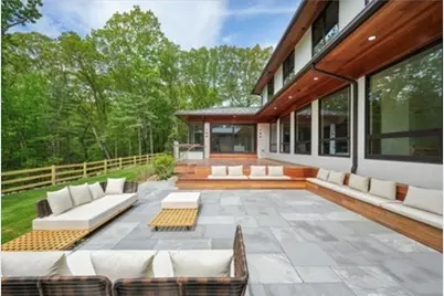 12 Robin Rd, Weston, MA 02493 - Photo 11