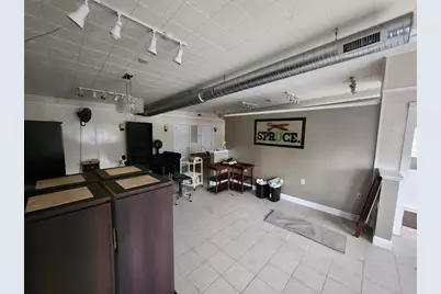 920 Front St, Chicopee, MA 01020 - Photo 5