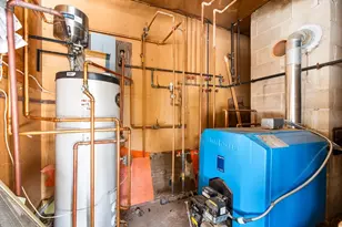 27 West St, Montague, MA 01351 - Photo 29