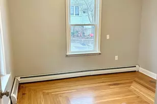 11 Varney St, Salem, MA 01970 - Photo 3