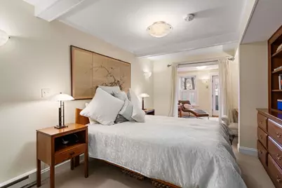 195 Winthrop Rd #1, Brookline, MA 02445 - Photo 19