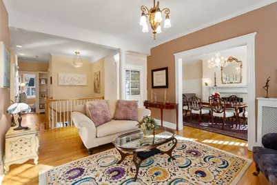 195 Winthrop Rd #1, Brookline, MA 02445 - Photo 5