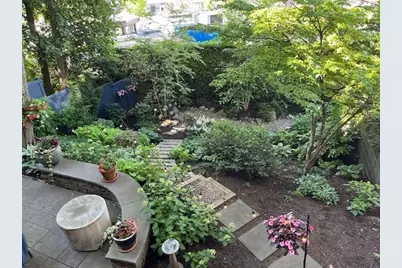 195 Winthrop Rd #1, Brookline, MA 02445 - Photo 23