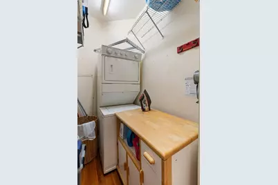 195 Winthrop Rd #1, Brookline, MA 02445 - Photo 13