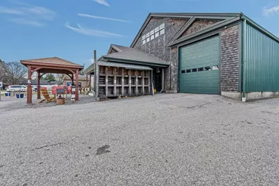 1960 East Main Street, Portsmouth, RI 02871 - Photo 5