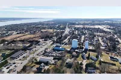 1960 East Main Street, Portsmouth, RI 02871 - Photo 21