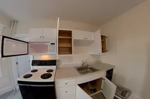 11 Banks St, Waltham, MA 02451 - Photo 3