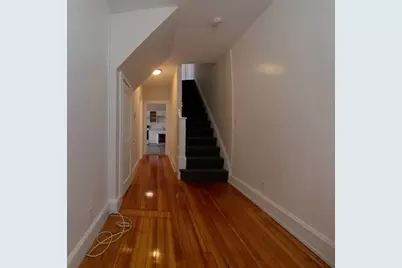 11 Banks Street #B, Waltham, MA 02451 - Photo 1