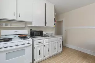 412 Cabot St, Beverly, MA 01915 - Photo 21