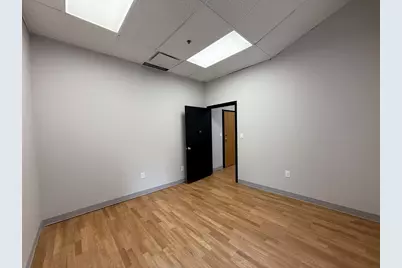 225-235 Essex St. #2, Lawrence, MA 01840 - Photo 11