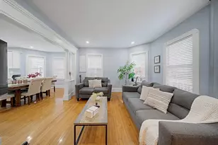 45-47 Shawmut St, Fall River, MA 02720 - Photo 9