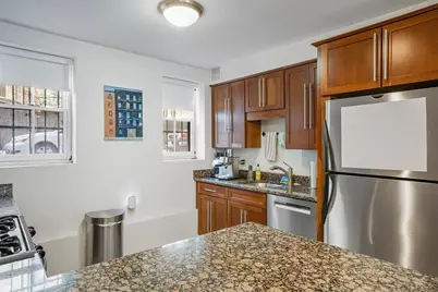 5 Dartmouth Pl, Boston, MA 02116 - Photo 13