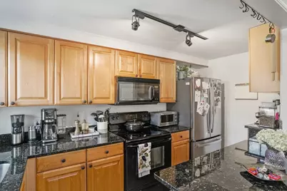 5 Dartmouth Pl, Boston, MA 02116 - Photo 3