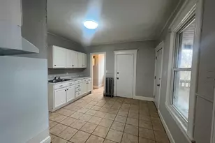 797 Carew St, Springfield, MA 01104 - Photo 3