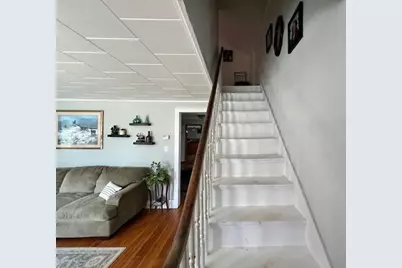 93 Maple St, Greenfield, MA 01301 - Photo 17