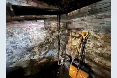 93 Maple St, Greenfield, MA 01301 - Photo 27