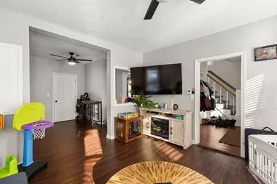 29 Eureka St, Fitchburg, MA 01420 - Photo 5