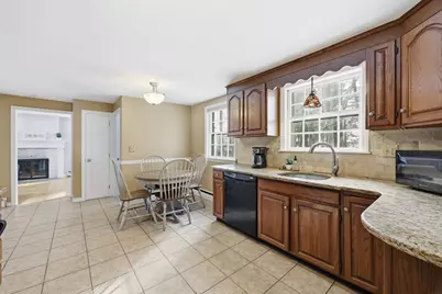 276 Pond Street, Franklin, MA 02038 - Photo 3