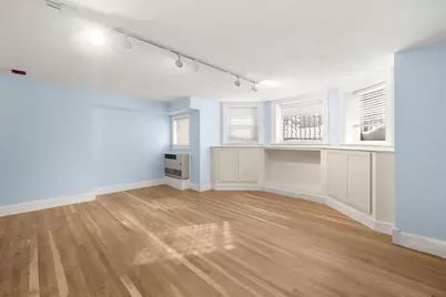 242 Beacon St #1, Boston, MA 02116 - Photo 3