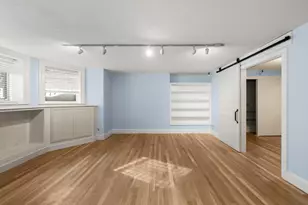 242 Beacon St, Boston, MA 02116 - Photo 1