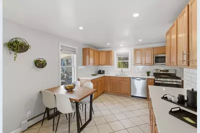 12 Johnson Pl, Norwood, MA 02062 - Photo 37