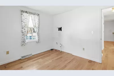 35 Orchard Street, Amesbury, MA 01913 - Photo 13