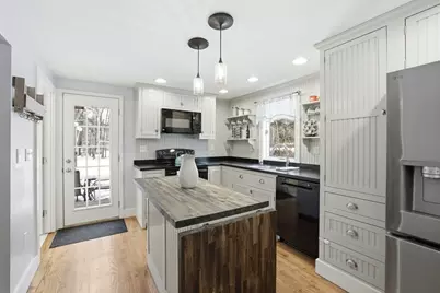 177 Dwelley St, Pembroke, MA 02359 - Photo 11