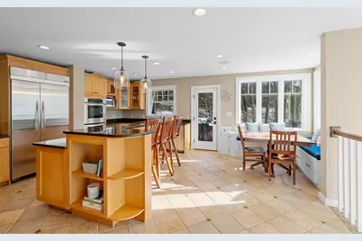 1 Winthrop Ter, Wayland, MA 01778 - Photo 9