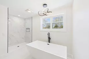 2 Arthur St, Westport, MA 02790 - Photo 31