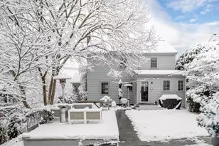 78 Howitt Rd, Boston, MA 02132 - Photo 15