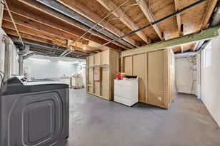 184 Alva St, New Bedford, MA 02740 - Photo 39